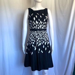 Loft 2 black & white floral dress NWOT